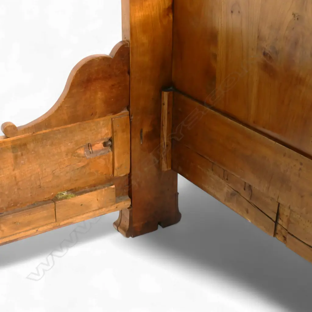 A c.1850 French cherrywood Bateau lit (day bed), Image 1++
